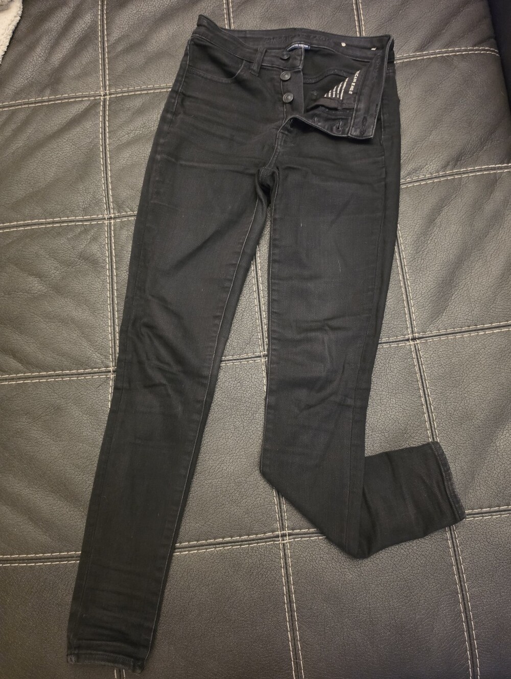 American Eagle Super High-Rise Black Skinny Jeans